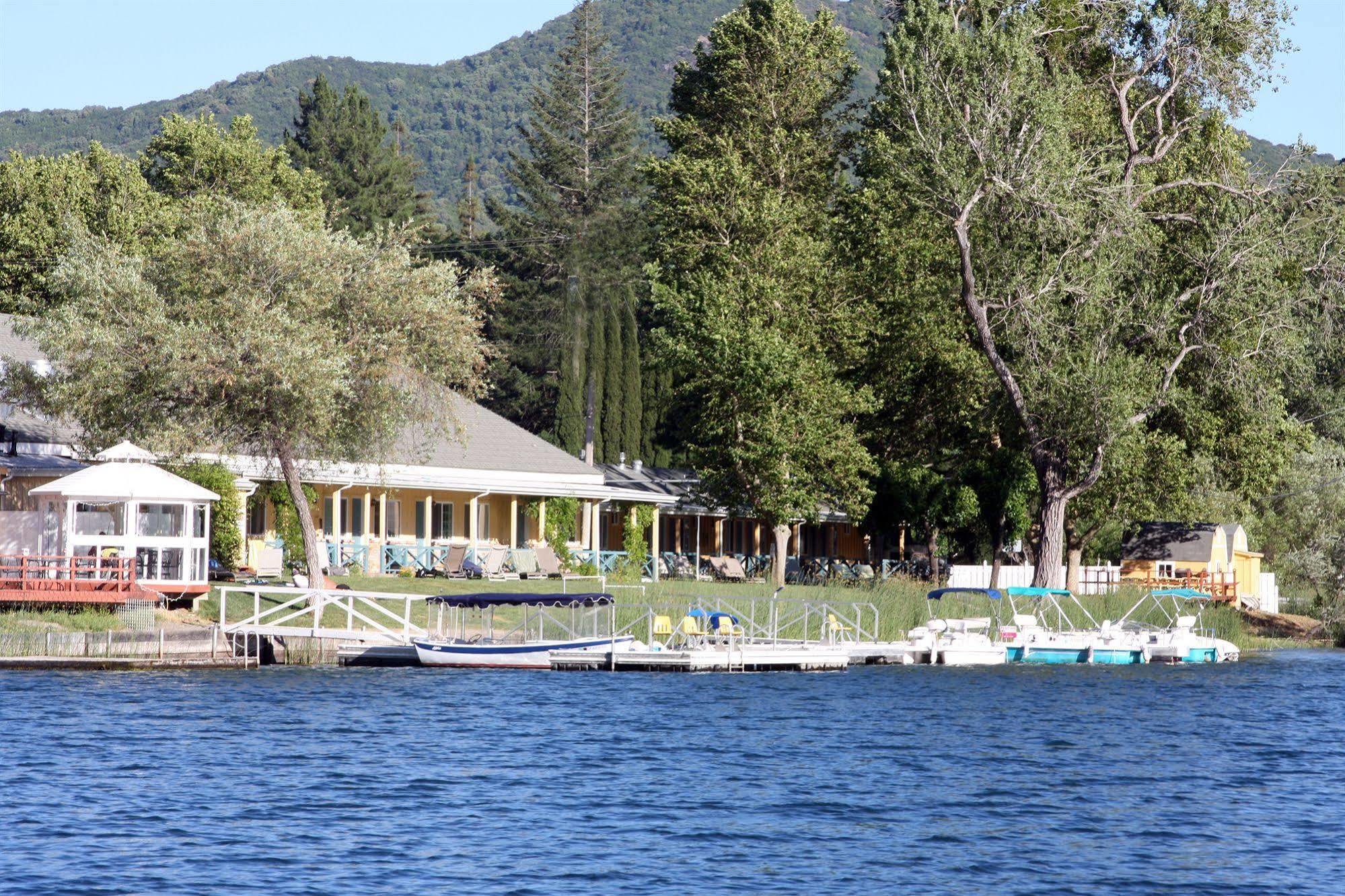 The Lodge At Blue Lakes Upper Lake Esterno foto